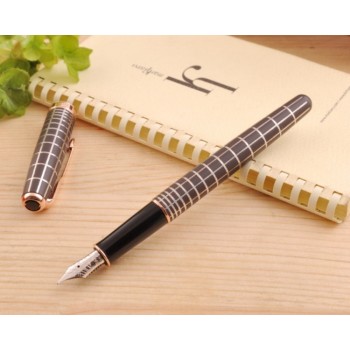 Перьевая ручка и чехол из кожи Parker Sonnet F531 PREMIUM Masculine, цвет: Brown PGT, перо: F,золото 18К