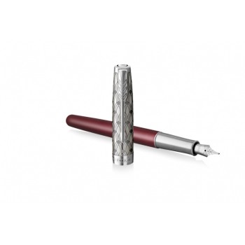 Перьевая ручка и чехол из кожи Parker Sonnet Premium Refresh RED CT, перо 18K, толщина F, цвет чернил black, в подарочной упаковке